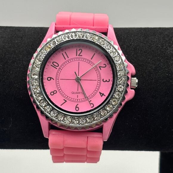 Silver & Pink Men's Quartz Watch - Picture 3 of 5